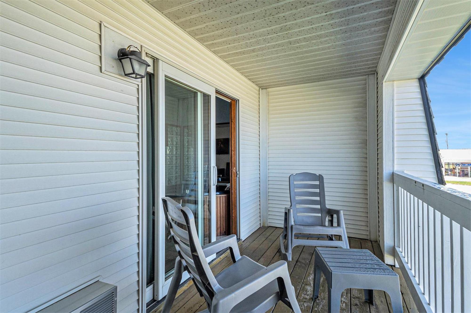 Snyders Shoreline Inn Ludington Dış mekan fotoğraf